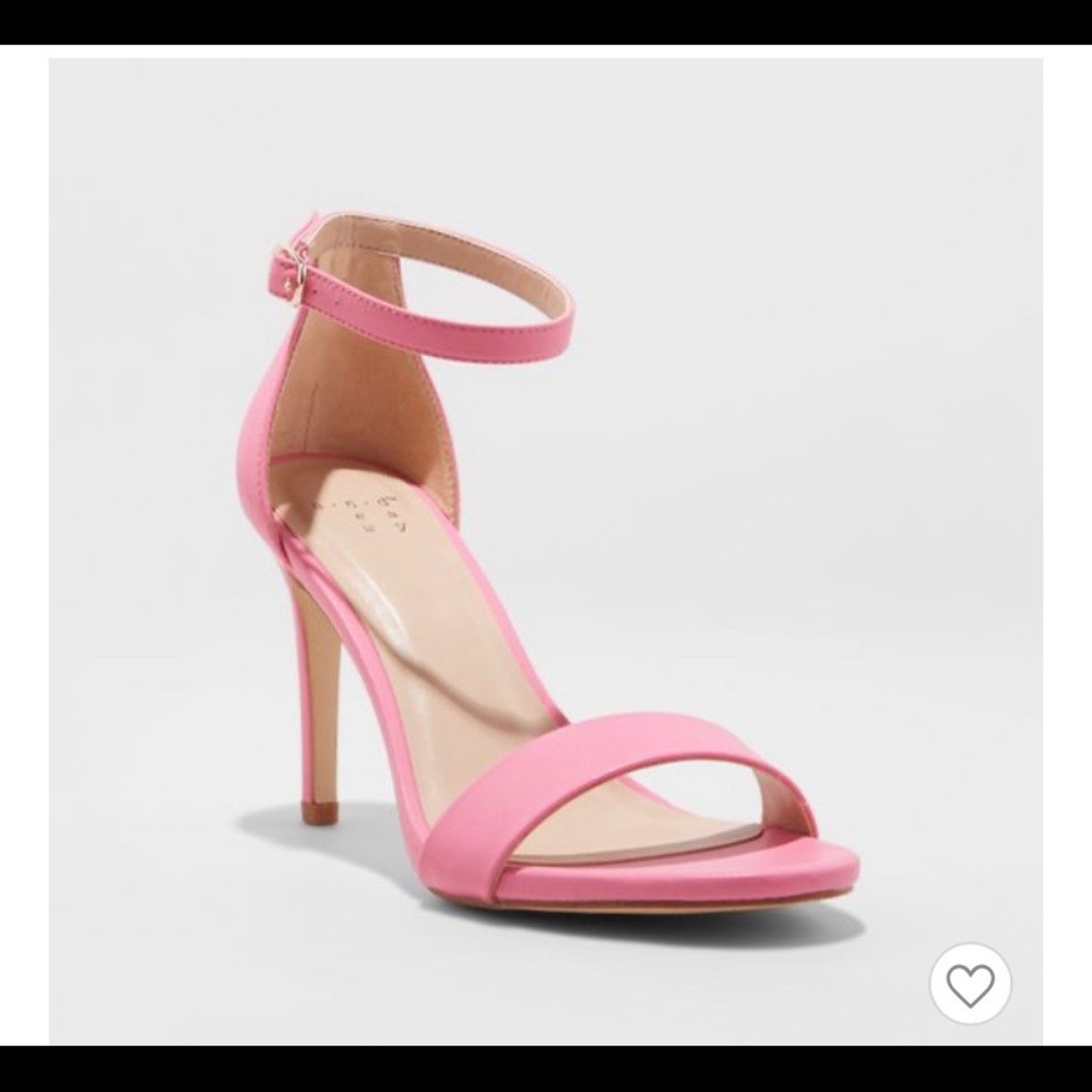 Open toe light pink heels! Super comfortable. NWT